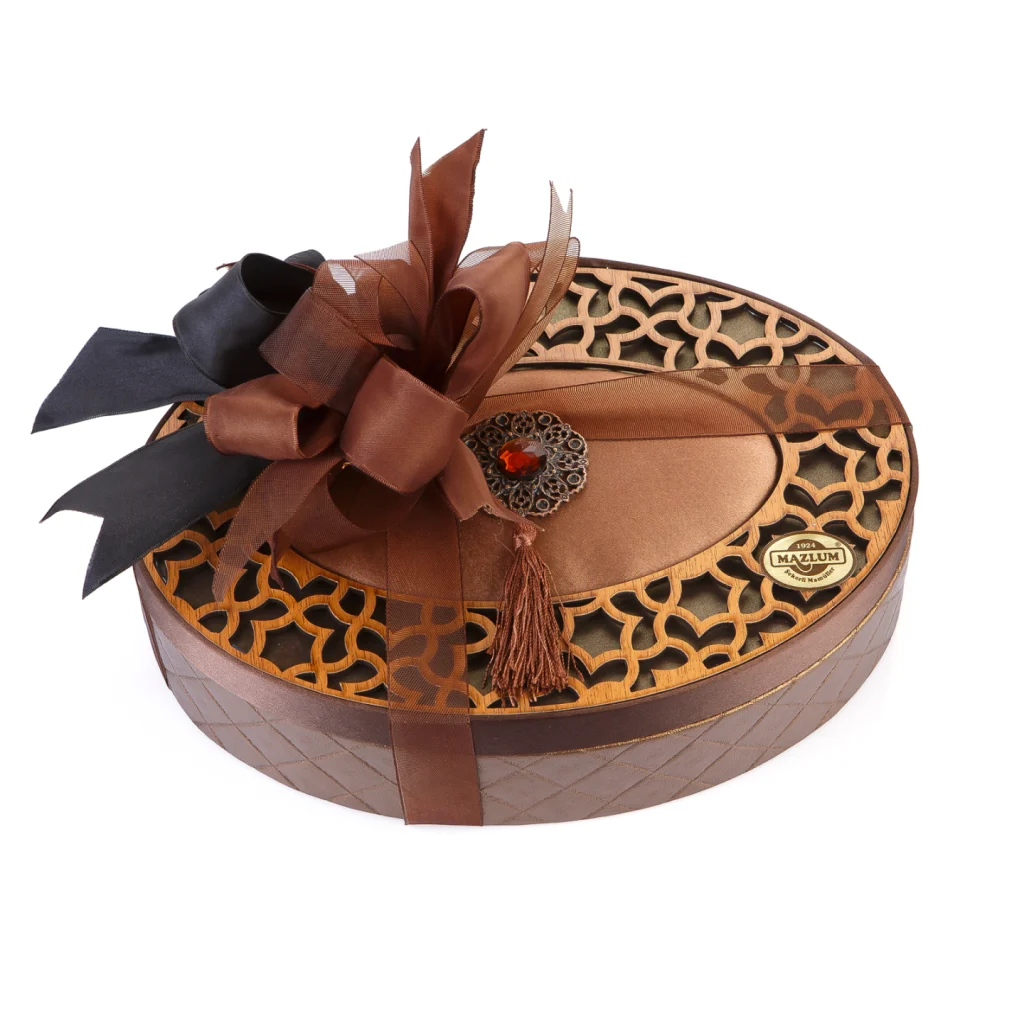 Wood-Patterned Velvet and Leather Box of Chocolates (Oval-Brown)